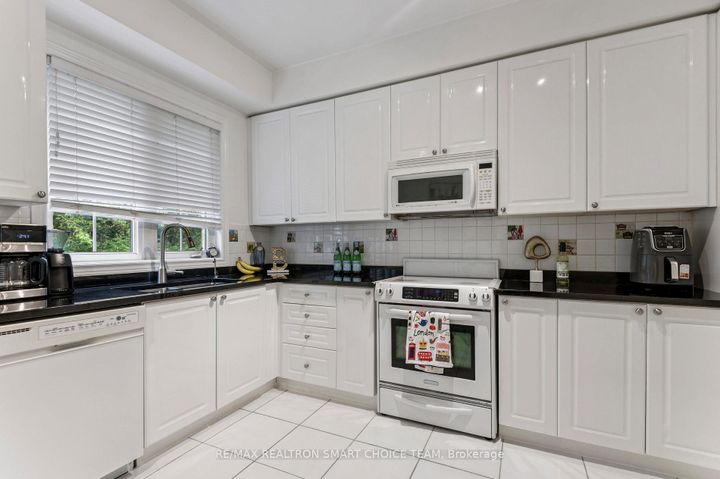 Photo 15 at 34 McBride Lane, Willowdale West, Toronto
