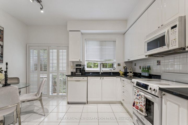 Photo 17 at 34 McBride Lane, Willowdale West, Toronto