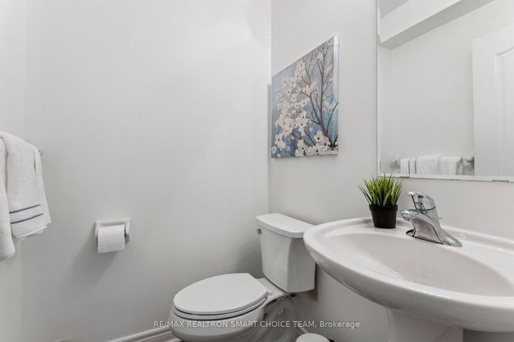 Photo 21 at 34 McBride Lane, Willowdale West, Toronto