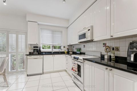 Photo 16 at 34 McBride Lane, Willowdale West, Toronto