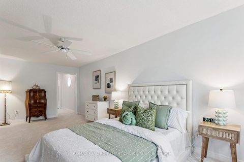 Photo 35 at 34 McBride Lane, Willowdale West, Toronto