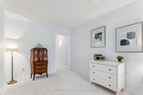 Photo 38 at 34 McBride Lane, Willowdale West, Toronto