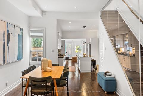 Photo 6 at 386 Crawford Street, Bellwoods, Toronto