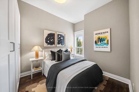 Photo 18 at 386 Crawford Street, Bellwoods, Toronto