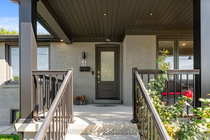 Photo 6 at 11 Smallwood Drive, CFB, Toronto