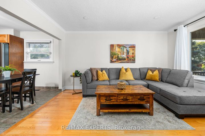 Photo 14 at 11 Smallwood Drive, CFB, Toronto