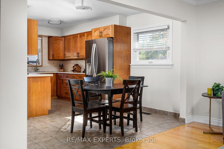 Photo 16 at 11 Smallwood Drive, CFB, Toronto
