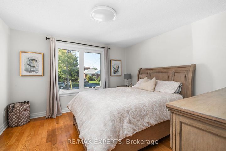 Photo 30 at 11 Smallwood Drive, CFB, Toronto
