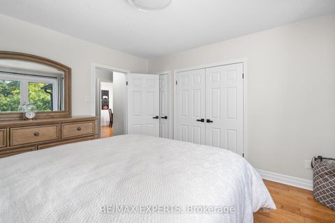 Photo 33 at 11 Smallwood Drive, CFB, Toronto