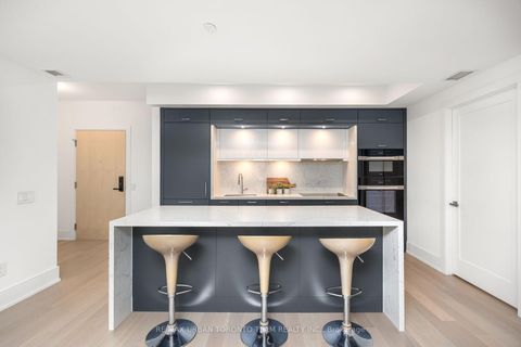 Photo 4 at 415 - 155 Merchants' Wharf, Waterfront Communities C8, Toronto