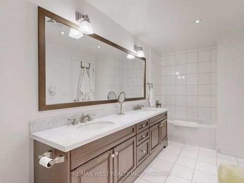 Photo 19 at Th 14 - 20 Burkebrook Place, York Mills, Toronto