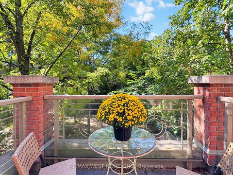 Photo 20 at Th 14 - 20 Burkebrook Place, York Mills, Toronto