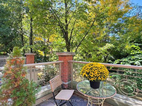 Photo 21 at Th 14 - 20 Burkebrook Place, York Mills, Toronto