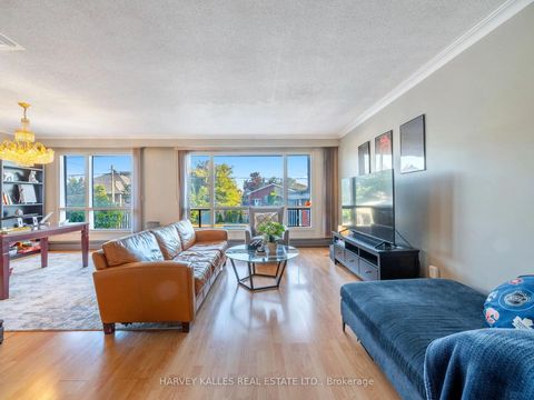 Photo 9 at 49 Wenderly Drive, Glen Park, Toronto