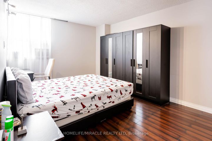 Photo 17 at 404 - 2645 Kipling Avenue, Jamestown, Toronto