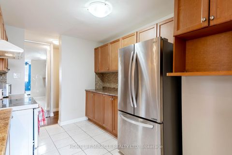 Photo 11 at 404 - 2645 Kipling Avenue, Jamestown, Toronto