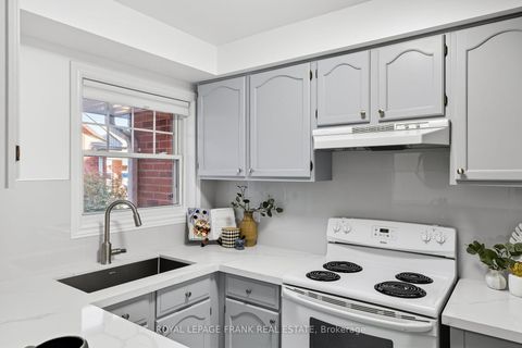 Photo 14 at G-10 - 1669 Nash Road, Courtice, Clarington