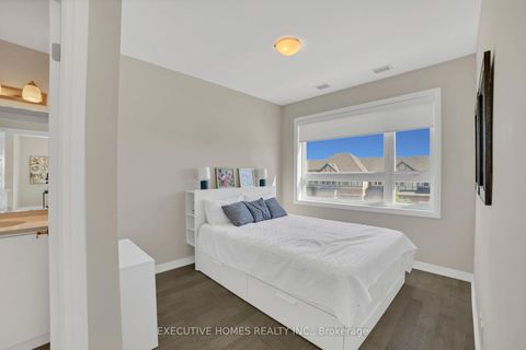 Photo 15 at 208 - 3265 Carding Mill Trail, GO Glenorchy, Oakville
