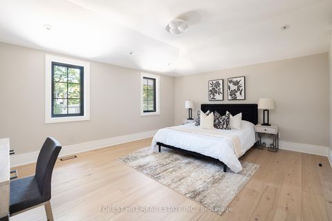 Photo 18 at 52 Roxborough Drive, Moore Park, Toronto