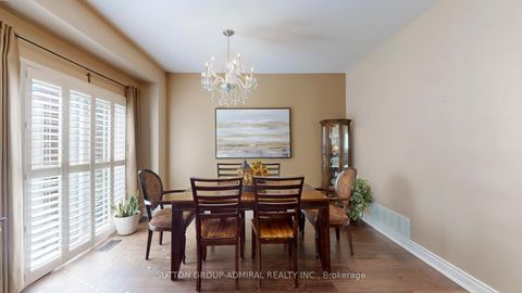 Photo 9 at 222 Hollywood Hill Circle, Vellore Village, Vaughan