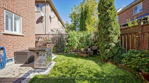 Photo 31 at 222 Hollywood Hill Circle, Vellore Village, Vaughan
