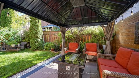 Photo 33 at 222 Hollywood Hill Circle, Vellore Village, Vaughan