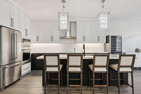 Photo 6 at 143 Vellore Park Avenue, Vellore Village, Vaughan