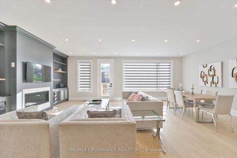 Photo 13 at 84 Westbourne Avenue, Birchmount, Toronto