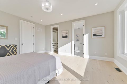 Photo 19 at 84 Westbourne Avenue, Birchmount, Toronto