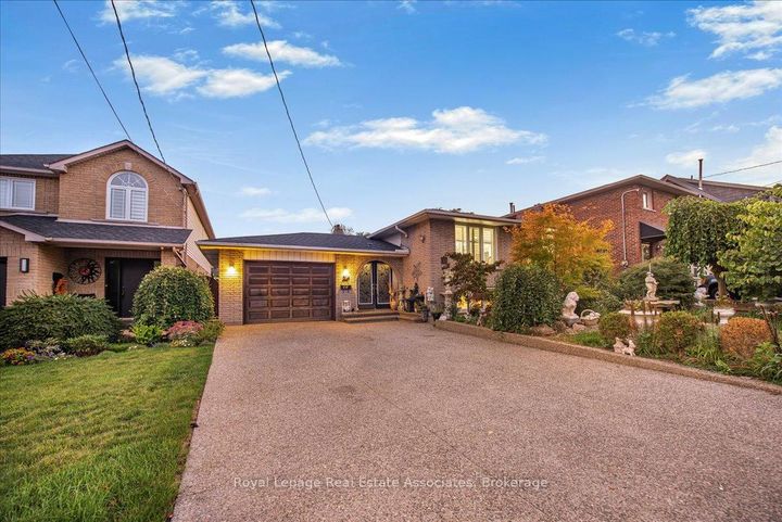 Photo 1 at 51 Picton Street W, North End, Hamilton