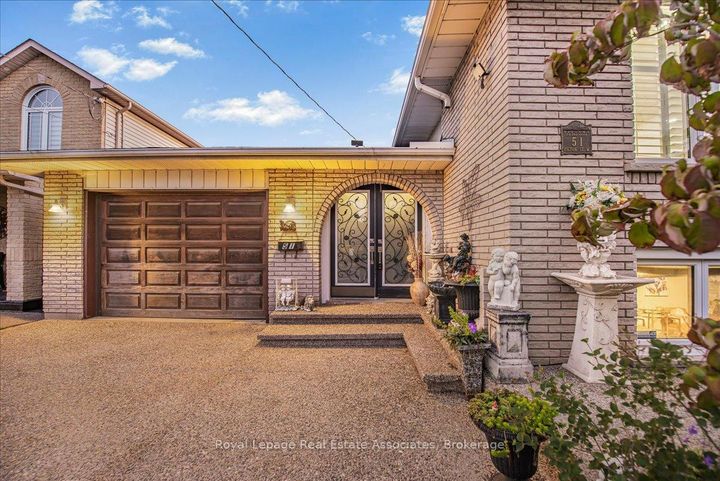Photo 2 at 51 Picton Street W, North End, Hamilton