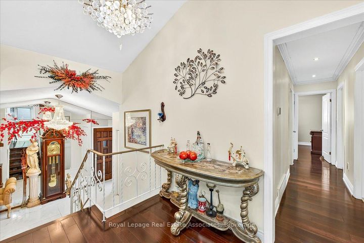 Photo 5 at 51 Picton Street W, North End, Hamilton
