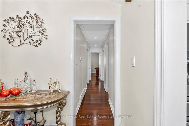 Photo 15 at 51 Picton Street W, North End, Hamilton