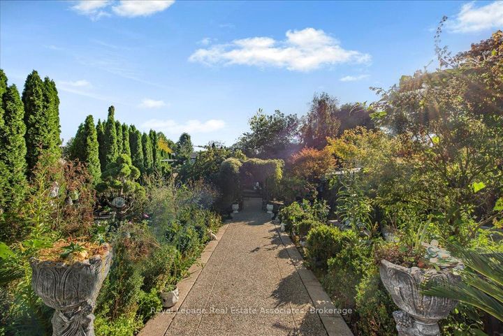 Photo 34 at 51 Picton Street W, North End, Hamilton