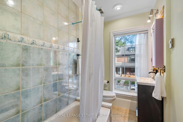 Photo 24 at 232 Shaw Street, Bellwoods, Toronto