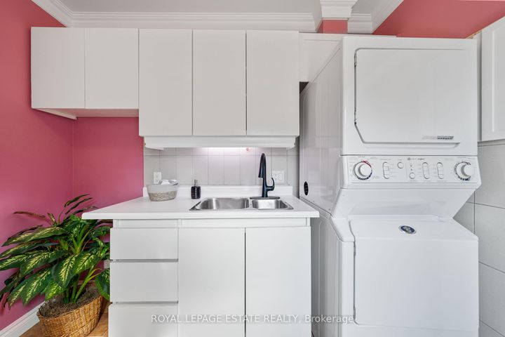 Photo 25 at 232 Shaw Street, Bellwoods, Toronto