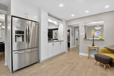 Photo 10 at 155 Maple Avenue, City Centre, Barrie