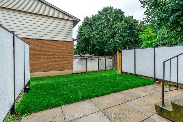Photo 31 at 54 Woodman Drive N, Kentley, Hamilton