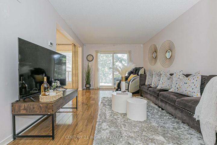 Photo 7 at 30 - 3000 Midland Avenue, Malvern West, Toronto
