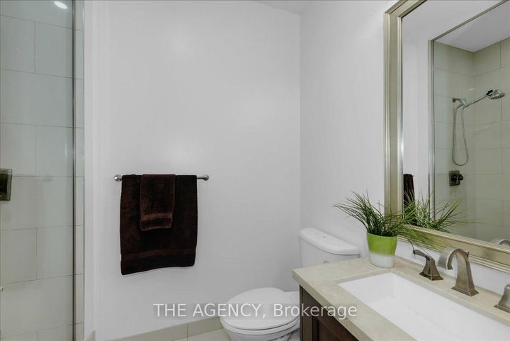 Photo 24 at PH15 - 70 Roehampton Avenue, Mount Pleasant West, Toronto