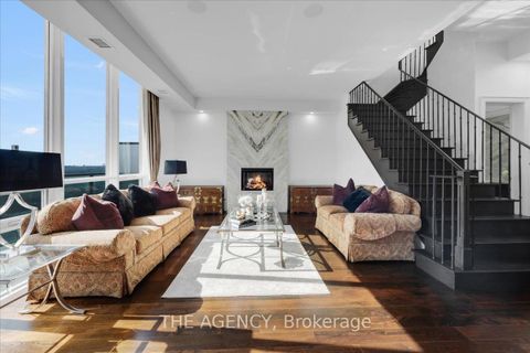 Photo 14 at PH15 - 70 Roehampton Avenue, Mount Pleasant West, Toronto