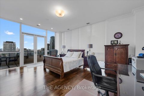 Photo 18 at PH15 - 70 Roehampton Avenue, Mount Pleasant West, Toronto