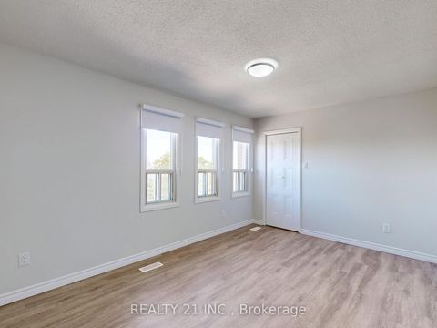 Photo 17 at 2 - 40 Rexdale Boulevard, Kipling, Toronto