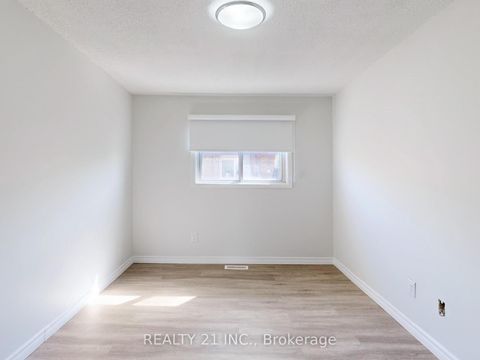 Photo 23 at 2 - 40 Rexdale Boulevard, Kipling, Toronto