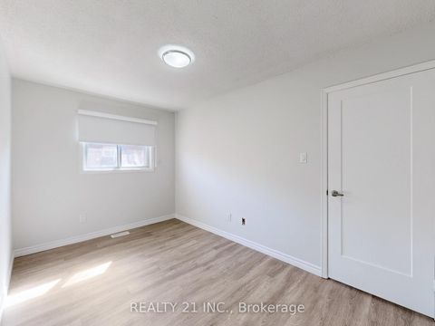Photo 24 at 2 - 40 Rexdale Boulevard, Kipling, Toronto