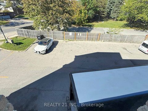 Photo 31 at 2 - 40 Rexdale Boulevard, Kipling, Toronto