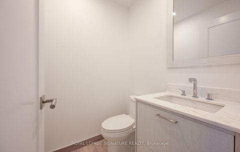 Photo 17 at 105 - 10 Inn On The Park Drive, Don Mills, Toronto