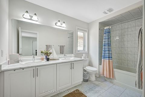 Photo 34 at 15 Douglas Kemp Crescent, Bowmanville, Clarington