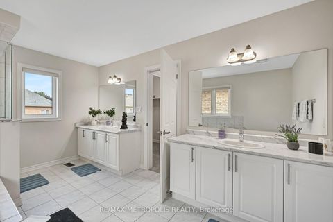 Photo 38 at 15 Douglas Kemp Crescent, Bowmanville, Clarington