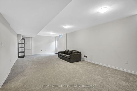 Photo 40 at 15 Douglas Kemp Crescent, Bowmanville, Clarington